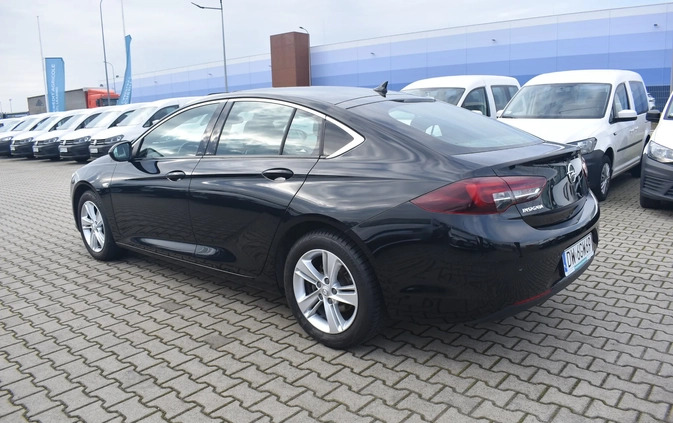 Opel Insignia cena 63500 przebieg: 108513, rok produkcji 2019 z Narol małe 562